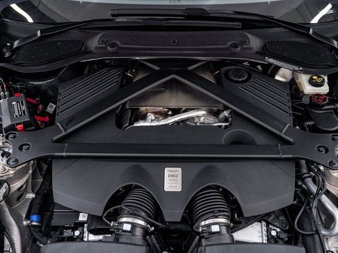 Used 2024 Aston Martin DB12 Coupe image 35
