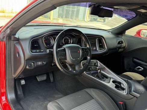 Used 2021 Dodge Challenger SXT RWD image 16