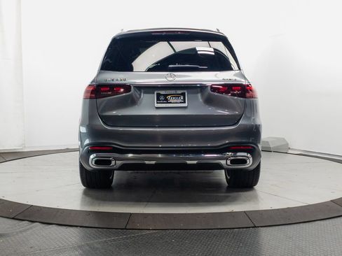 Used 2025 Mercedes-Benz GLS 450 4MATIC image 33