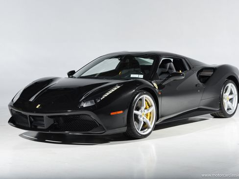 Used 2016 Ferrari 488 Spider RWD image 4