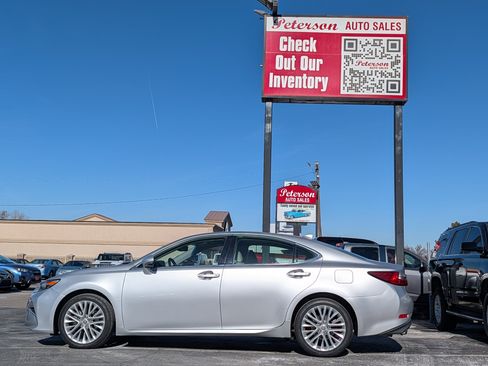 Used 2016 Lexus ES 350 w/ Navigation System Package image 5