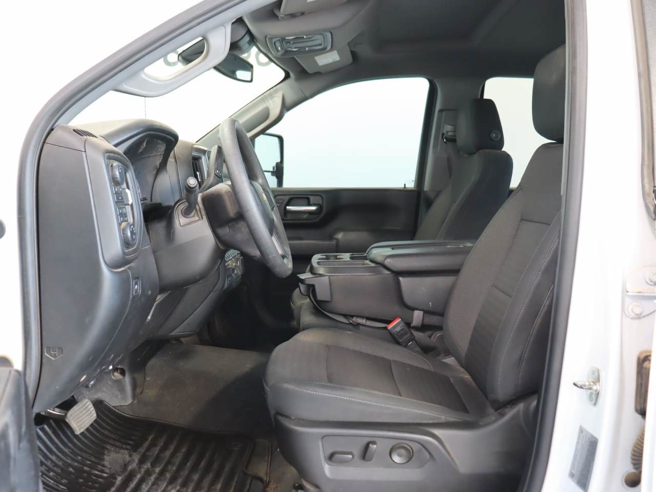 Certified 2024 Chevrolet Silverado 2500 Custom w/ Custom Value Package AWD/4WD image 8