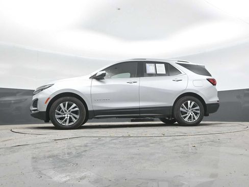 Used 2022 Chevrolet Equinox Premier AWD/4WD image 33