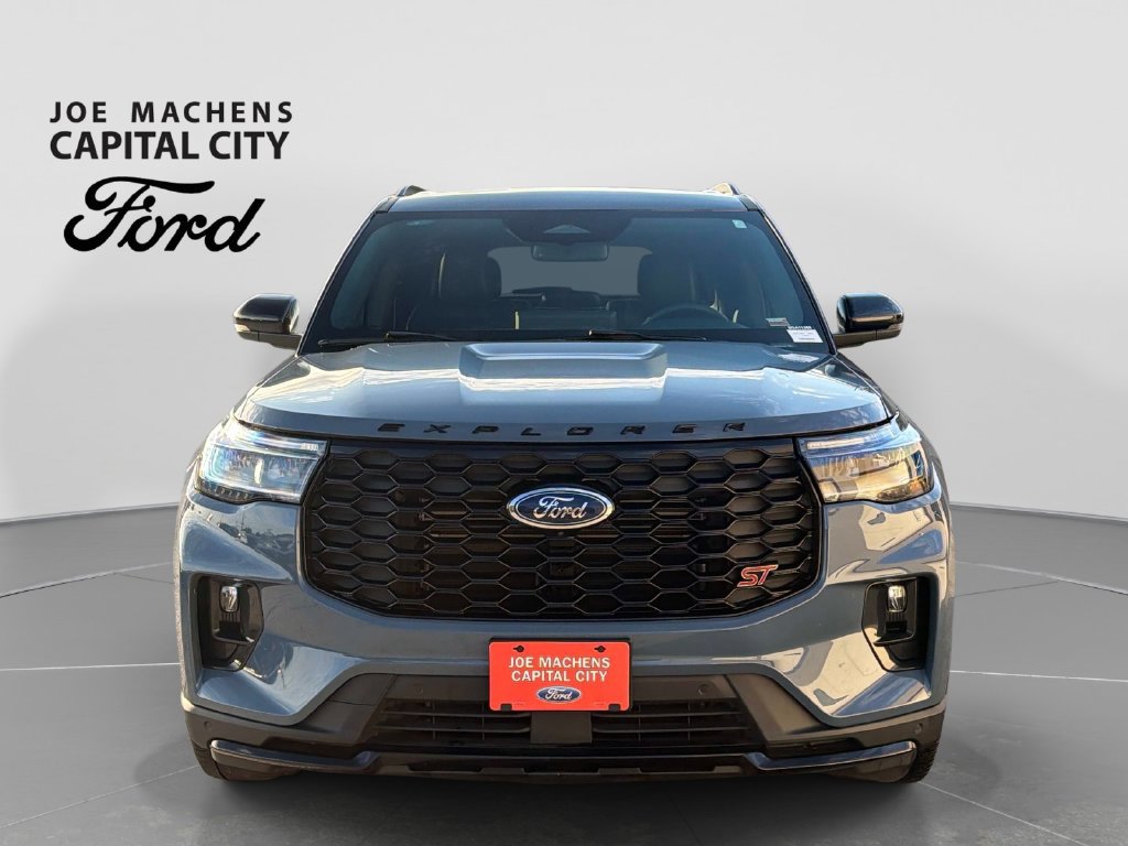 Used 2025 Ford Explorer ST AWD/4WD image 10