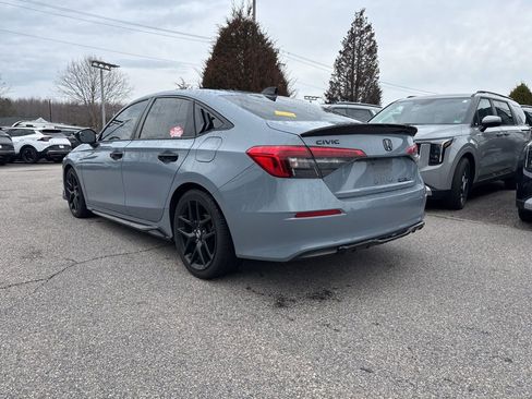 Used 2022 Honda Civic Sport image 3