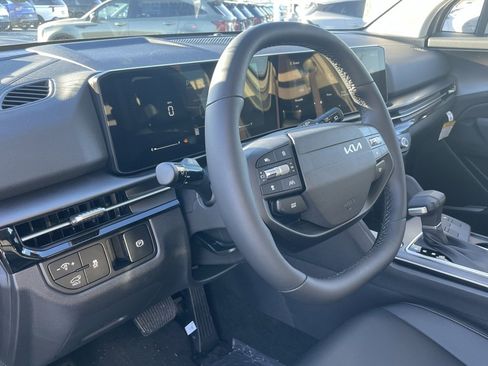 New 2026 Kia Sportage EX image 9