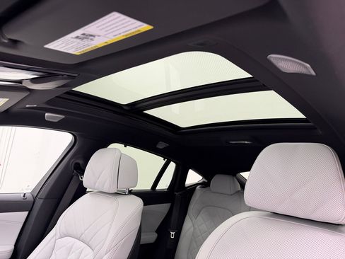 New 2027 BMW X6 M60i AWD/4WD image 15