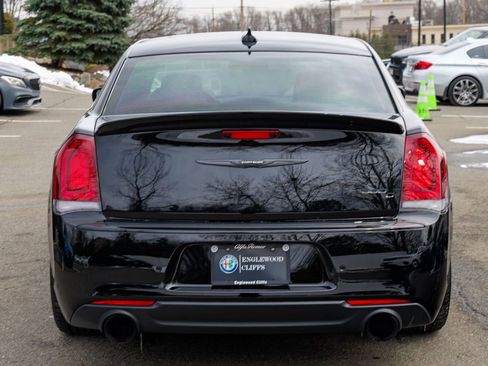 Used 2023 Chrysler 300 C image 6