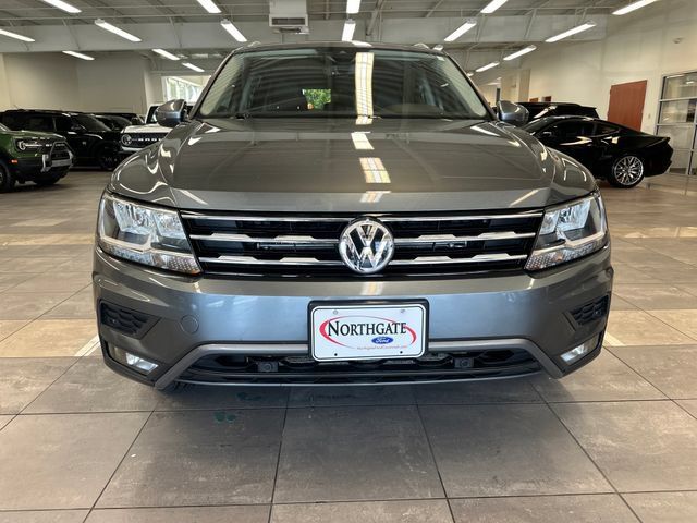 Used 2020 Volkswagen Tiguan SEL AWD/4WD image 19