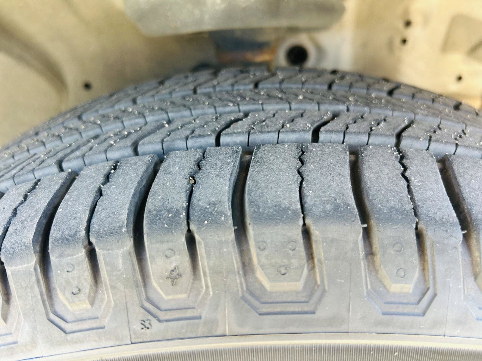 Used 2015 Honda CR-V EX image 36