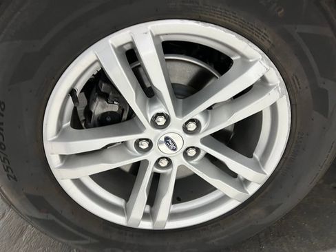 Used 2023 Ford Explorer XLT w/ Equipment Group 202A image 36