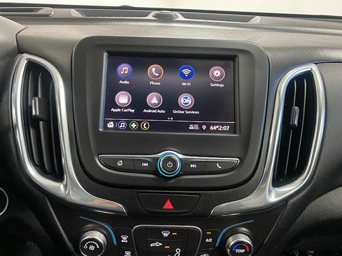 Used 2020 Chevrolet Equinox LT image 19