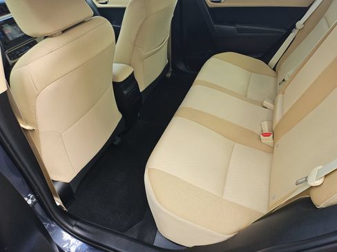 Used 2017 Toyota Corolla LE FWD image 31