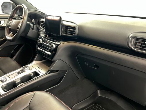 Used 2022 Ford Explorer ST-Line w/ Class IV Trailer Tow Package image 26