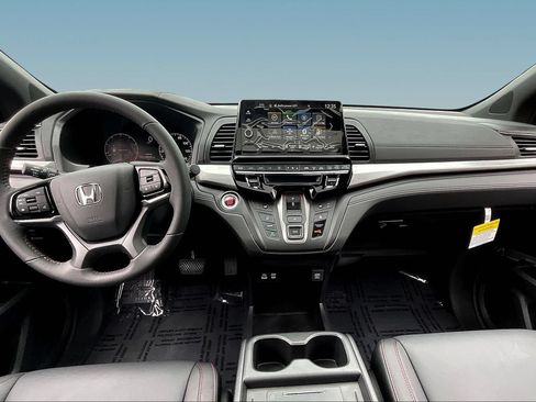 Used 2026 Honda Odyssey Sport-L image 7