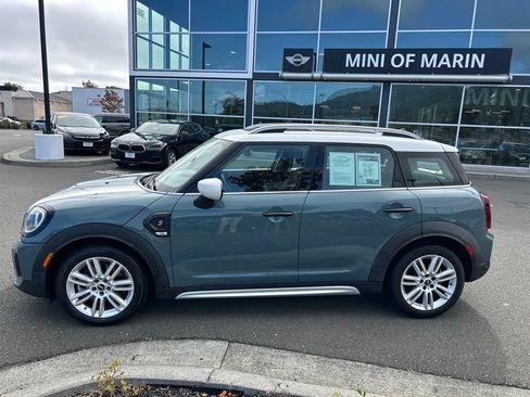 Used 2024 MINI Cooper Countryman S w/ Signature Upholstery Package FWD image 2