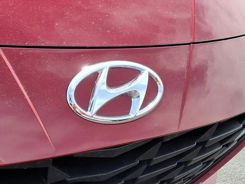 Certified 2023 Hyundai Elantra SE FWD image 25