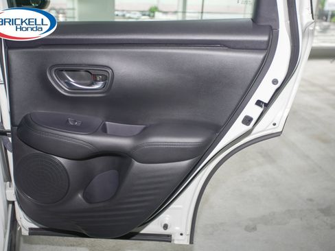 Used 2024 Honda HR-V LX image 15