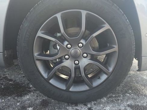 Used 2020 Jeep Grand Cherokee High Altitude image 2