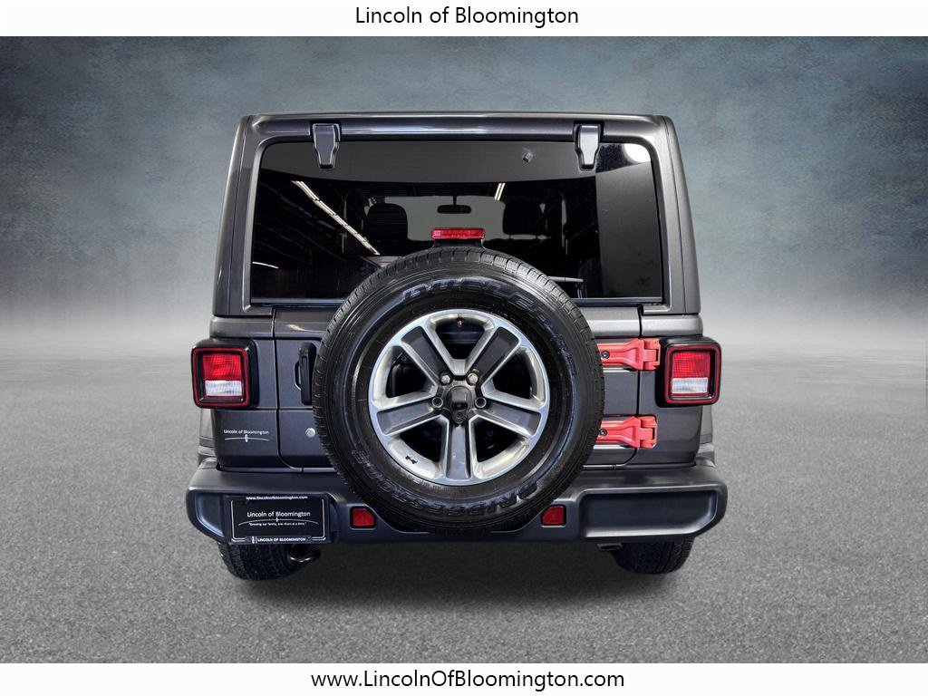 Used 2019 Jeep Wrangler Unlimited Sahara AWD/4WD image 5