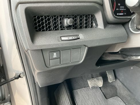 Used 2024 Honda CR-V EX image 30