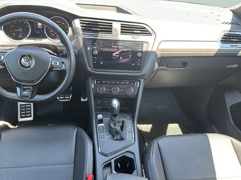 Used 2021 Volkswagen Tiguan SE R-Line FWD image 15