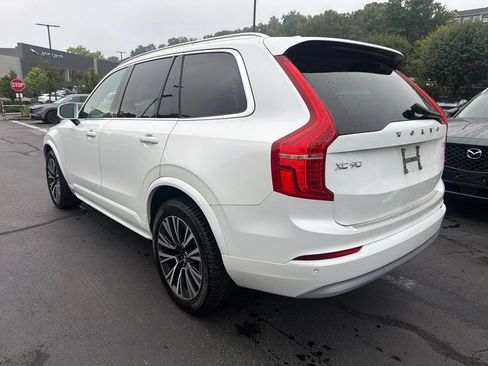 Used 2022 Volvo XC90 T5 Momentum w/ Climate Package AWD/4WD image 2