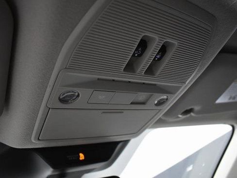 New 2025 Nissan Kicks SV w/ SV Premium Package image 25