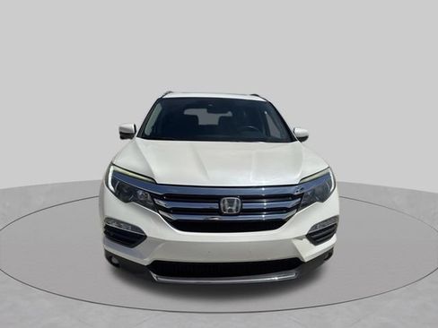 Used 2018 Honda Pilot Touring image 7