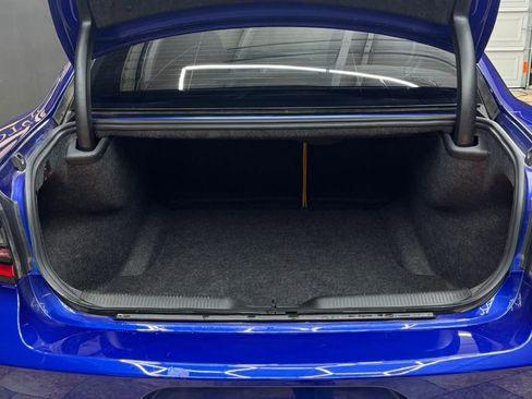 Used 2022 Dodge Charger R/T w/ Blacktop Package RWD image 17