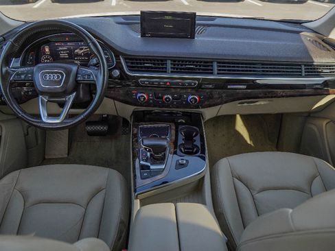 Used 2017 Audi Q7 3.0T Premium Plus image 24