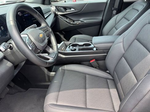 Certified 2026 Chevrolet Equinox LT w/ Convenience Package II AWD/4WD image 10