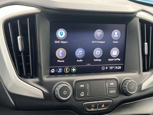 Used 2022 GMC Terrain SLT w/ Tech Package FWD image 16