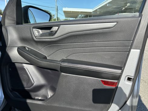 Used 2024 Ford Escape Active image 17