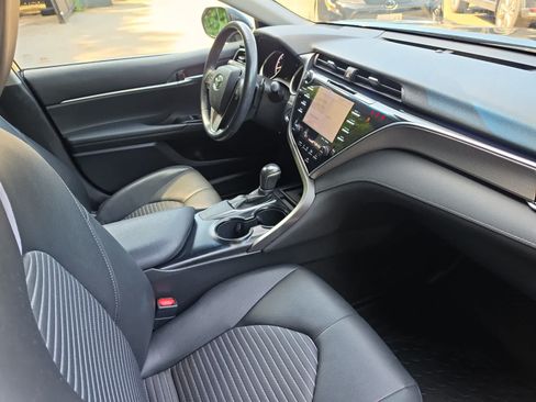 Used 2018 Toyota Camry SE w/ Audio Package FWD image 21
