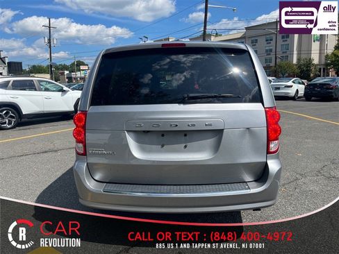 Used 2019 Dodge Grand Caravan SE FWD image 8