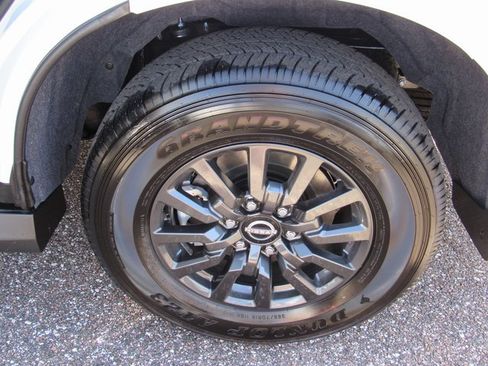 New 2026 Nissan Armada SV image 8