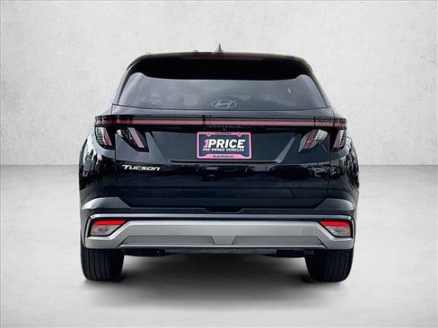 Used 2025 Hyundai Tucson SEL FWD image 4