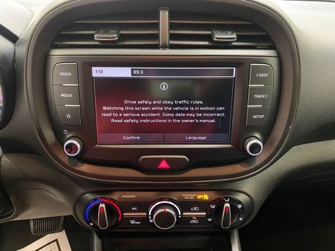 Used 2023 Kia Soul LX w/ Option Group 015 image 30