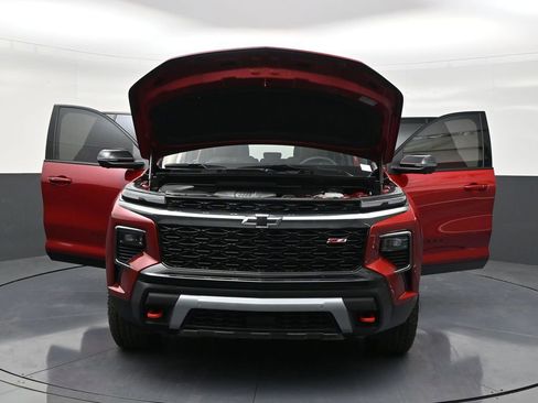 Used 2025 Chevrolet Traverse Z71 w/ Enhanced Driving Package image 34