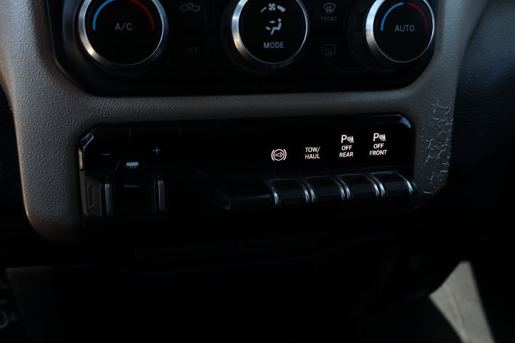 Used 2020 RAM 2500 Laramie AWD/4WD image 34