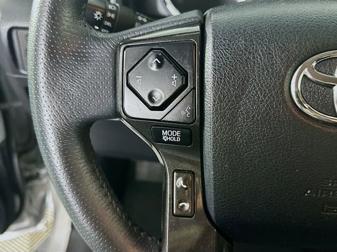 Used 2022 Toyota 4Runner TRD Off-Road image 26