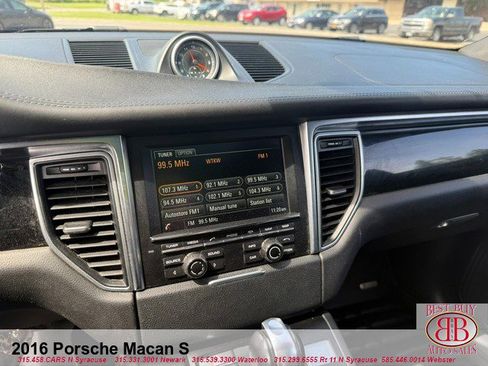Used 2016 Porsche Macan S AWD/4WD image 22