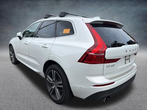 Used 2019 Volvo XC60 T5 Momentum w/ Multimedia Package AWD/4WD image 2