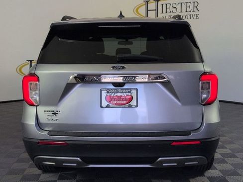 Used 2023 Ford Explorer XLT w/ Equipment Group 202A image 6