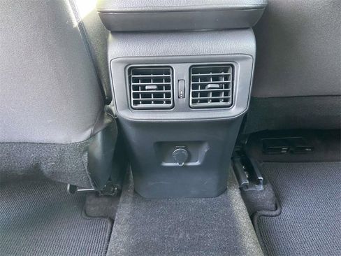 Used 2024 Toyota RAV4 LE image 17