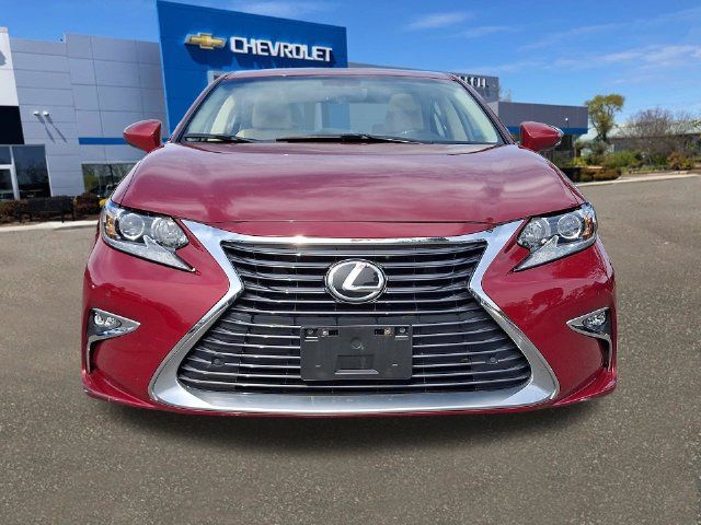 Used 2016 Lexus ES 350 w/ Premium Package w/Wood Trim FWD image 23