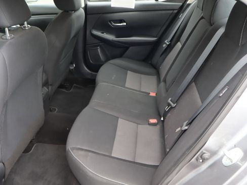 Used 2022 Nissan Sentra SV FWD image 31