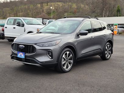 Used 2023 Ford Escape Platinum