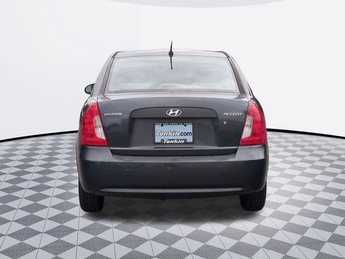 Used 2009 Hyundai Accent GLS FWD image 5